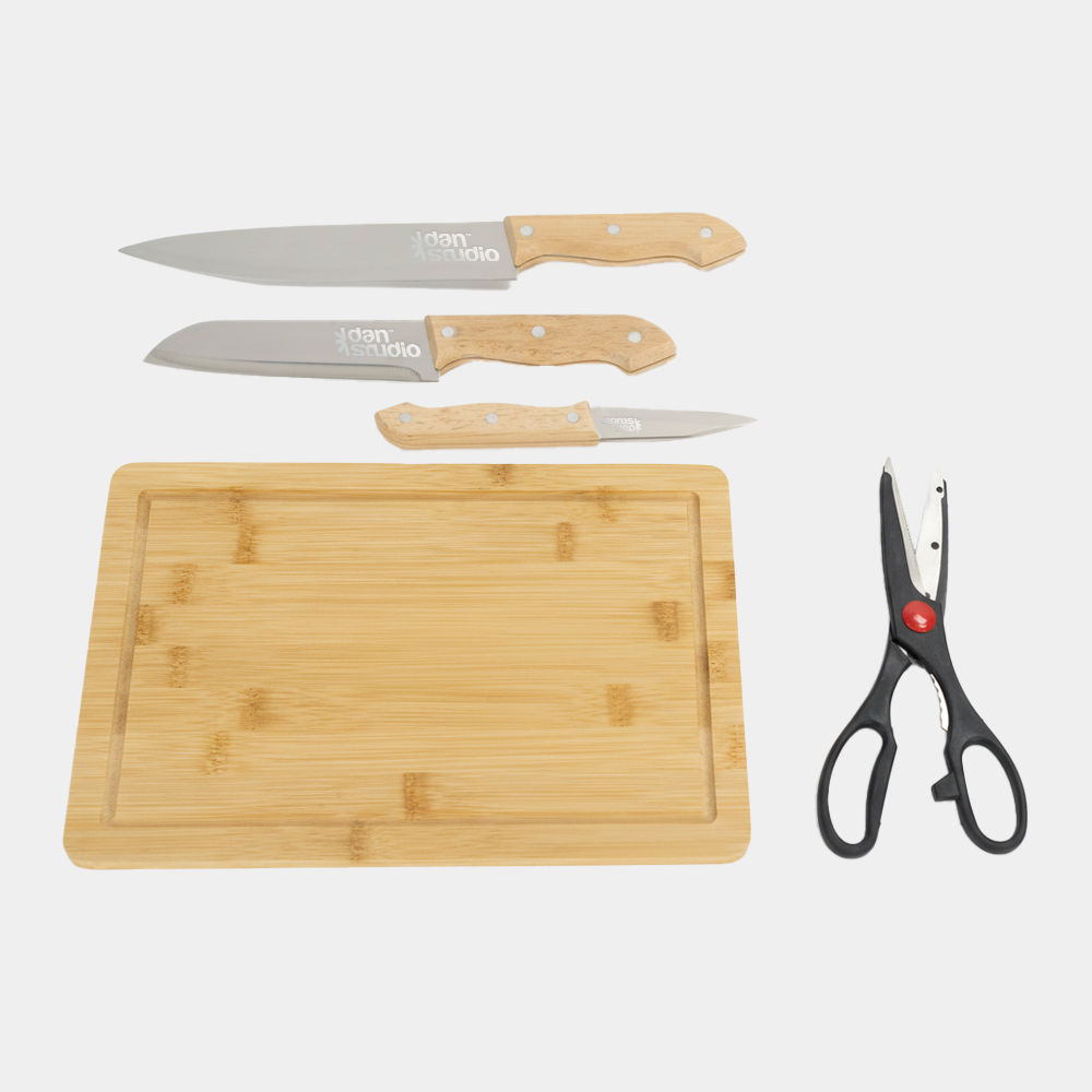 Kit Churrasco Personalizado - 5 Peças com Tábua