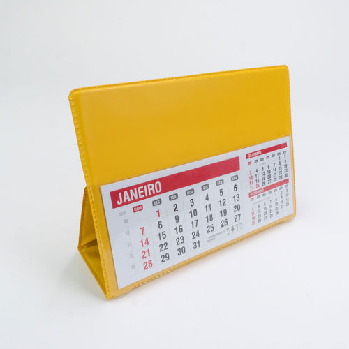 Calendário de Mesa com Base PVC 2026