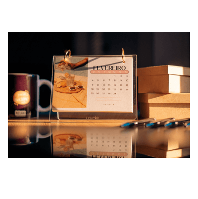 Calendário de Mesa em Acrílico