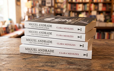 Livro Personalizado com Capa Impressa